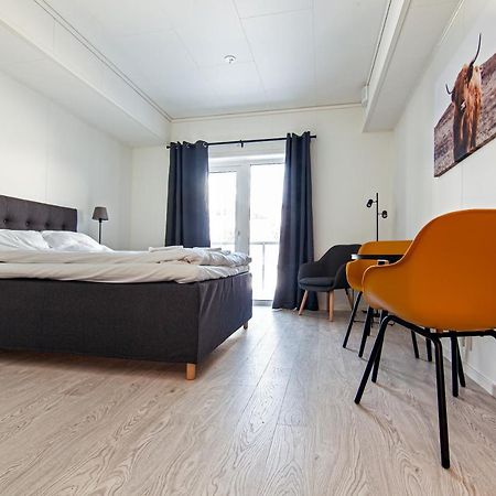 Stylish And Serviced Studio Apartment In Lofoten Svolvaer Bagian luar foto