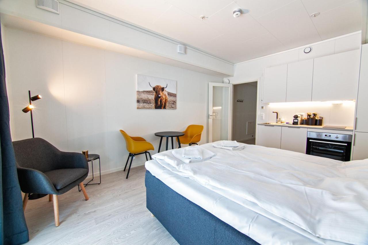 Stylish And Serviced Studio Apartment In Lofoten Svolvaer Bagian luar foto
