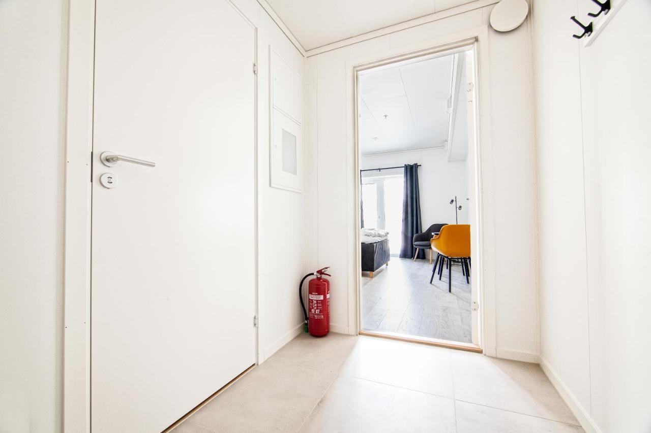 Stylish And Serviced Studio Apartment In Lofoten Svolvaer Bagian luar foto