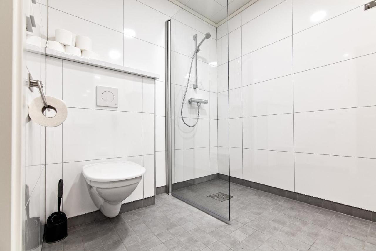 Stylish And Serviced Studio Apartment In Lofoten Svolvaer Bagian luar foto